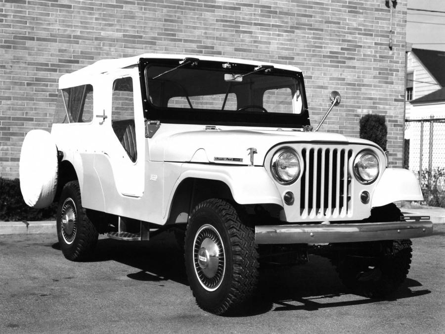  Jeep Tuxedo Park Mark IV 1964 года  (фото 4 из 4)